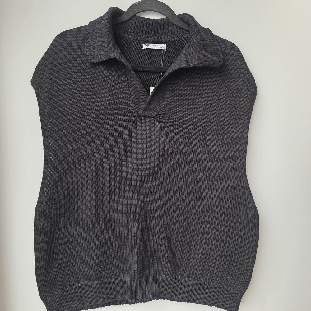 ZARA Knit Sleeveless Sweater Vest Black Size M Collared Minimalist Layering Top - Picture 3 of 12